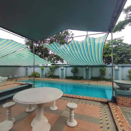 Vila Princess,Sentul 4Bedroom Dan Tenda Camping,Private Pool, Tenis Meja, Mini Billiard, Karaoke, Ayunan,Bbq, 08Satu3 80Satu6 4Satu5Satu بوكور المظهر الخارجي الصورة