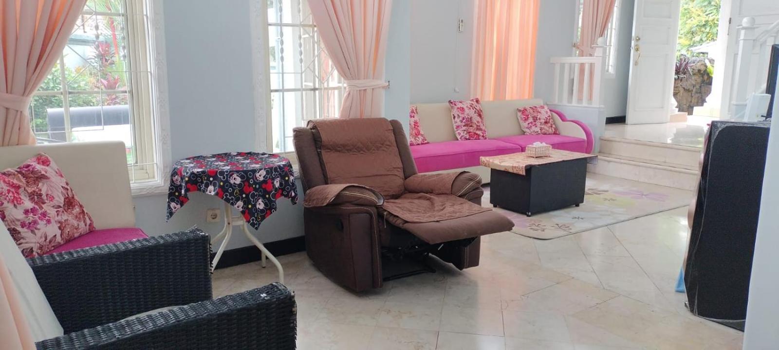 Vila Princess,Sentul 4Bedroom Dan Tenda Camping,Private Pool, Tenis Meja, Mini Billiard, Karaoke, Ayunan,Bbq, 08Satu3 80Satu6 4Satu5Satu بوكور المظهر الخارجي الصورة