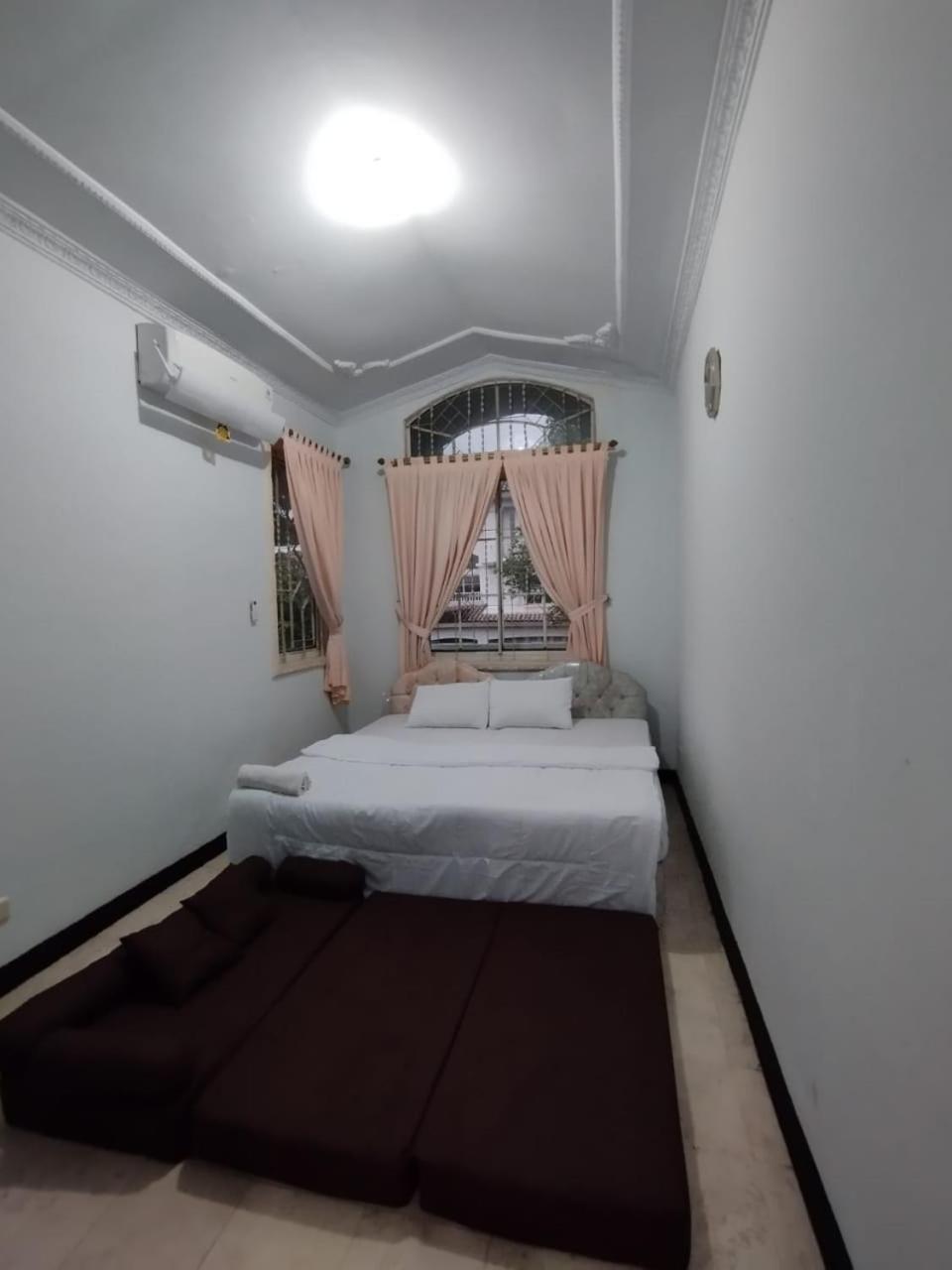 Vila Princess,Sentul 4Bedroom Dan Tenda Camping,Private Pool, Tenis Meja, Mini Billiard, Karaoke, Ayunan,Bbq, 08Satu3 80Satu6 4Satu5Satu بوكور المظهر الخارجي الصورة