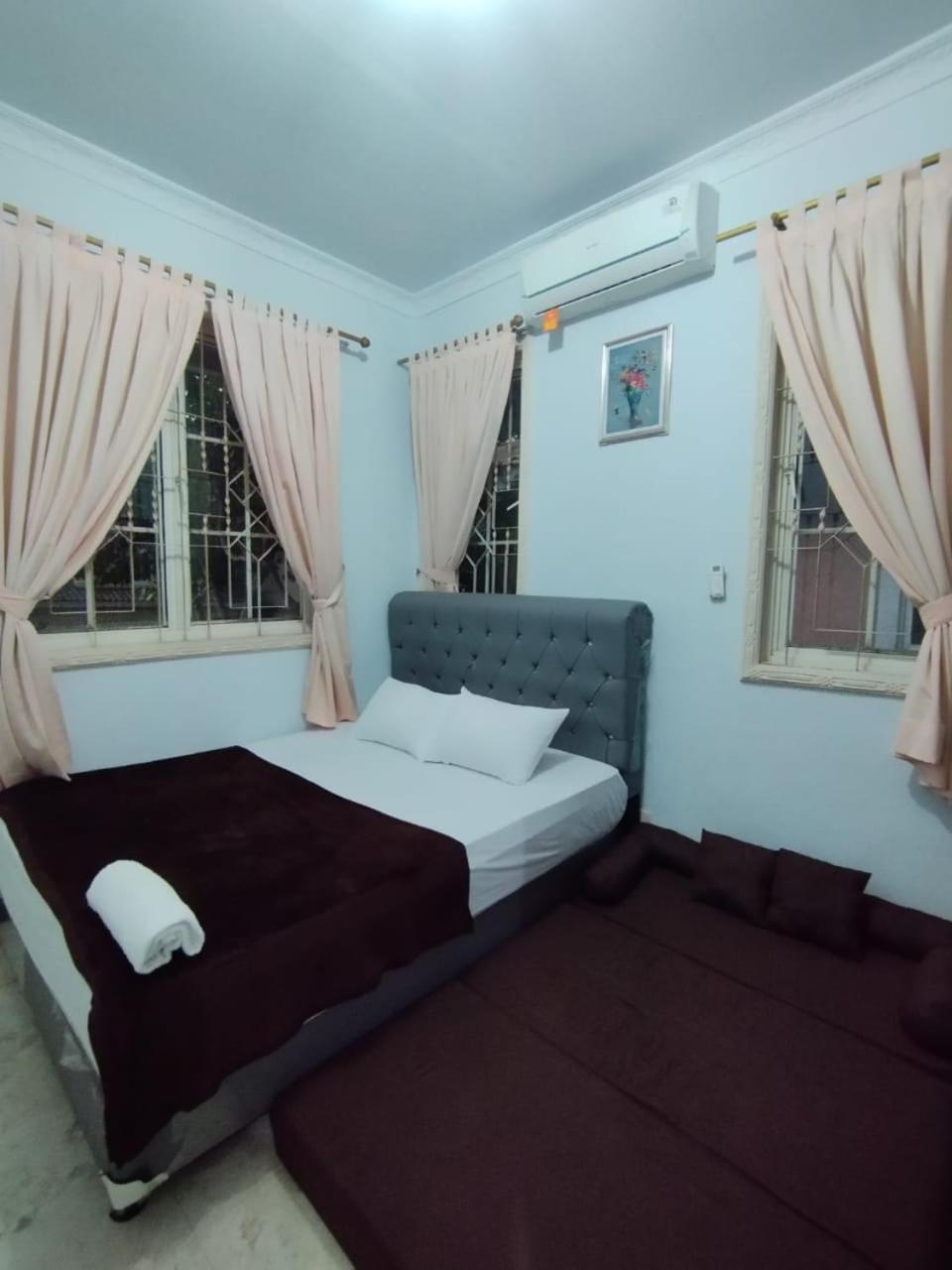 Vila Princess,Sentul 4Bedroom Dan Tenda Camping,Private Pool, Tenis Meja, Mini Billiard, Karaoke, Ayunan,Bbq, 08Satu3 80Satu6 4Satu5Satu بوكور المظهر الخارجي الصورة