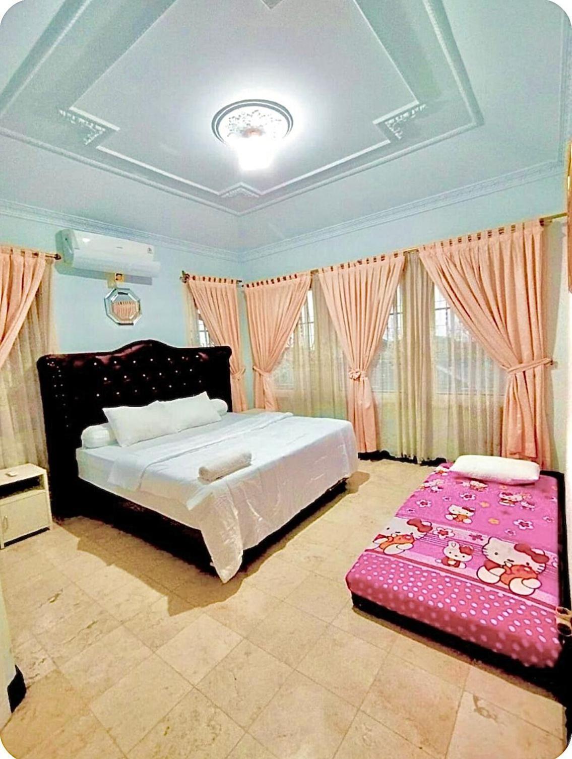 Vila Princess,Sentul 4Bedroom Dan Tenda Camping,Private Pool, Tenis Meja, Mini Billiard, Karaoke, Ayunan,Bbq, 08Satu3 80Satu6 4Satu5Satu بوكور المظهر الخارجي الصورة