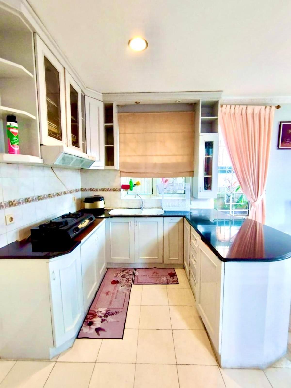 Vila Princess,Sentul 4Bedroom Dan Tenda Camping,Private Pool, Tenis Meja, Mini Billiard, Karaoke, Ayunan,Bbq, 08Satu3 80Satu6 4Satu5Satu بوكور المظهر الخارجي الصورة